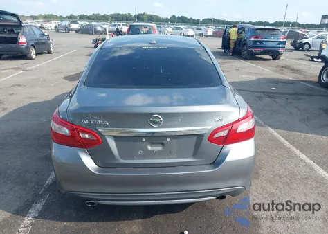 2018 Nissan Altima 2.5 Sv z USA, uszkodzony, nr VIN 1N4AL3AP9JC265398